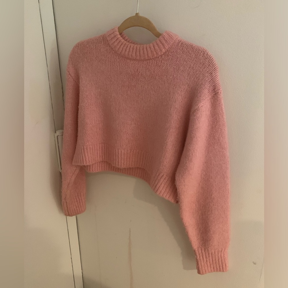 H&M | Cropped Crewneck Sweater | Boutique | S